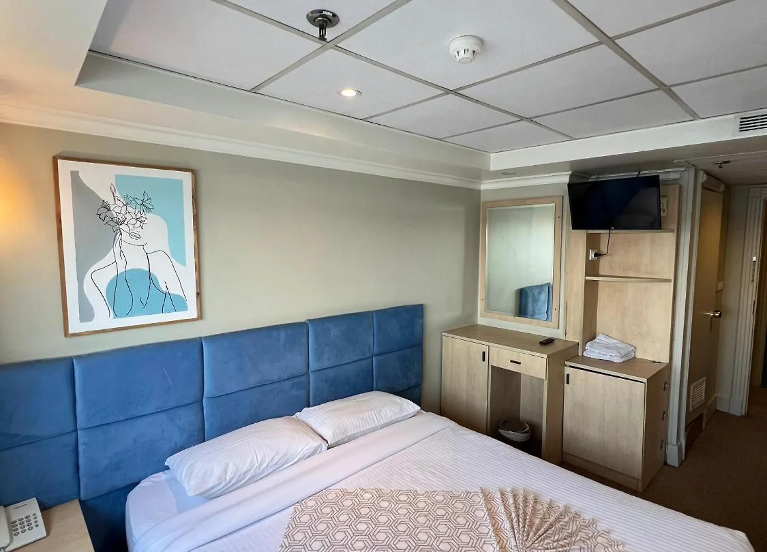 Luxor Aswan Coral 2 Nile Cruise Every Saturday From Luxor 4 Nights & Every Wednesday From Aswan 3 Nights Hotel